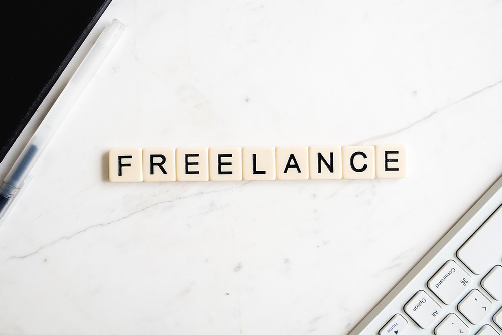 France Freelancing 101: Everything You Need to Get Started with Valerie Aston